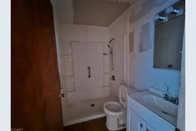 31 25th Street, Winston-Salem, NC 27105 - Photo 15