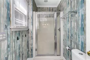 2442 Hoskins Rd, Burlington, NC 27215 - Photo 23