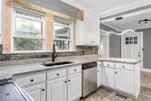 2442 Hoskins Rd, Burlington, NC 27215 - Photo 13