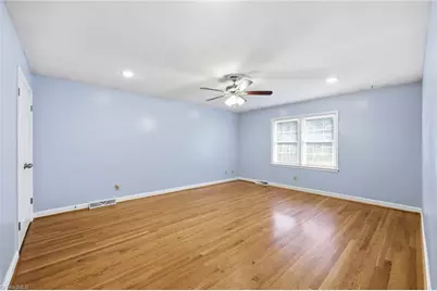 3203 Forestdale Drive, Burlington, NC 27215 - Photo 47