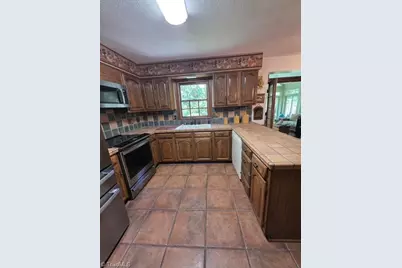 2385 River Run Drive, Lewisville, NC 27023 - Photo 5