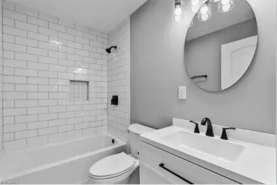2301 Maple Street, Greensboro, NC 27405 - Photo 9