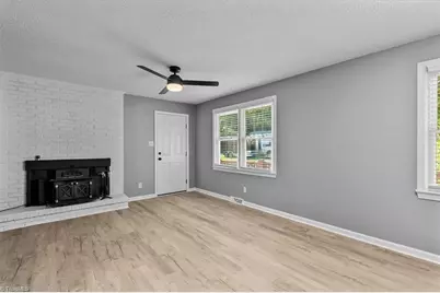 2301 Maple Street, Greensboro, NC 27405 - Photo 23