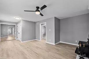 2301 Maple St, Greensboro, NC 27405 - Photo 19