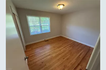 2630 Farmbrook Road, Winston-Salem, NC 27103 - Photo 7