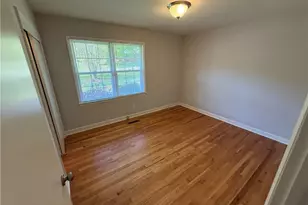 2630 Farmbrook Rd, Winston-Salem, NC 27103 - Photo 7