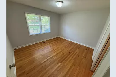 2630 Farmbrook Road, Winston-Salem, NC 27103 - Photo 9