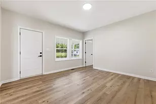 1202 Ridge Ave, Eden, NC 27288 - Photo 5