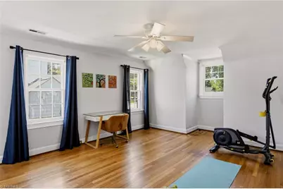 2209 W Friendly Avenue, Greensboro, NC 27403 - Photo 21