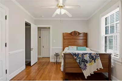 2209 W Friendly Avenue, Greensboro, NC 27403 - Photo 15