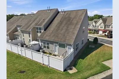538 Song Sparrow Lane, Greensboro, NC 27409 - Photo 23