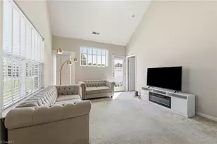 538 Song Sparrow Ln, Greensboro, NC 27409 - Photo 7