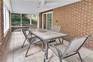 515 Miltwood Dr, Greensboro, NC 27455 - Photo 3