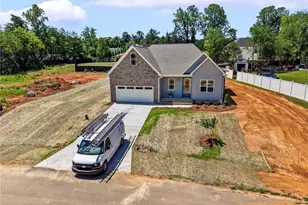 211 Timber Hl Ct, Rural Hall, NC 27045 - Photo 9