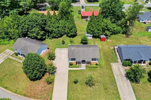 105 McCleskey Dr, Yadkinville, NC 27055 - Photo 41