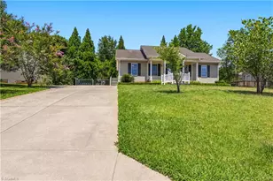 105 McCleskey Dr, Yadkinville, NC 27055 - Photo 39