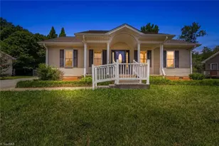 105 McCleskey Dr, Yadkinville, NC 27055 - Photo 1