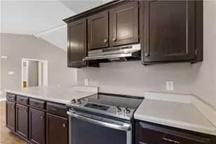 105 McCleskey Dr, Yadkinville, NC 27055 - Photo 13