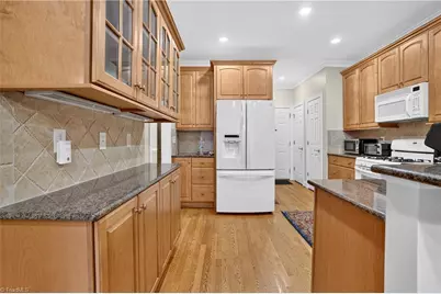 6 Jacobs Way, Greensboro, NC 27455 - Photo 19