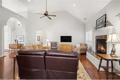 5337 McKinney Court, Walkertown, NC 27051 - Photo 9