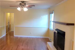212 Vandyke St, Kernersville, NC 27284 - Photo 5