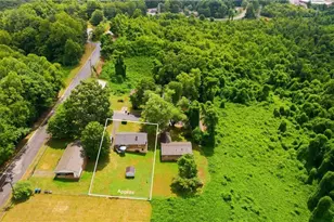 3020 Pearson St, North Wilkesboro, NC 28659 - Photo 3