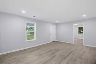 115 Griffith St, Thomasville, NC 27360 - Photo 5
