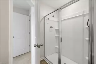 1365 Isley Ln, Kernersville, NC 27284 - Photo 19