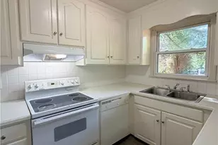 5701 Cates Dr, Greensboro, NC 27409 - Photo 11