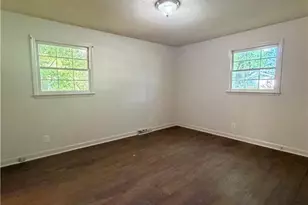 5701 Cates Dr, Greensboro, NC 27409 - Photo 35