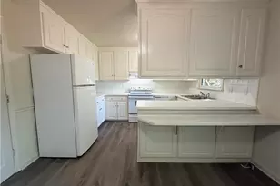 5701 Cates Dr, Greensboro, NC 27409 - Photo 9