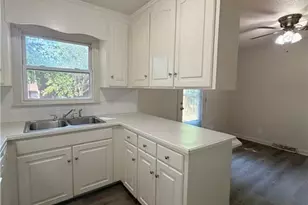 5701 Cates Dr, Greensboro, NC 27409 - Photo 13