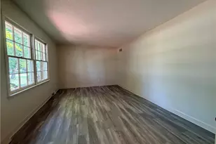 5701 Cates Dr, Greensboro, NC 27409 - Photo 21