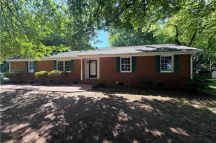 5701 Cates Dr, Greensboro, NC 27409 - Photo 3