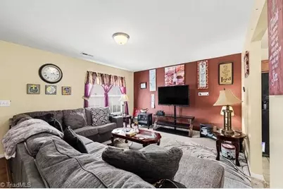 626 Bentley Lane, Burlington, NC 27217 - Photo 7