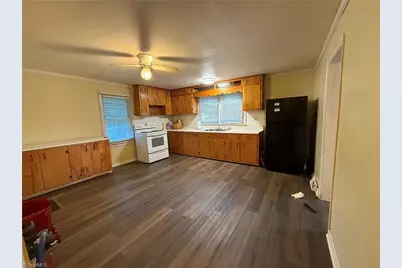 200 Mebane Street, Stoneville, NC 27048 - Photo 5