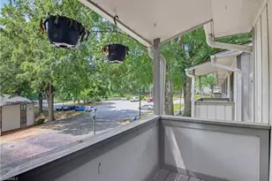 2235 Sunderland Rd, Winston-Salem, NC 27103 - Photo 23