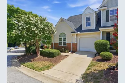 2736 N Keswick Way, Greensboro, NC 27410 - Photo 3