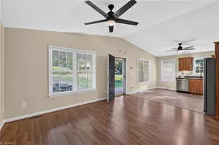 237 Partridge Dr, Lexington, NC 27292 - Photo 5