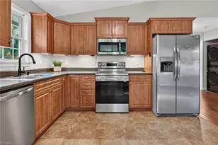 237 Partridge Dr, Lexington, NC 27292 - Photo 9