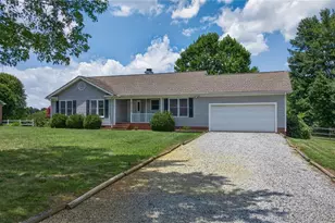5493 Rolling Meadows Rd, Randleman, NC 27317 - Photo 35
