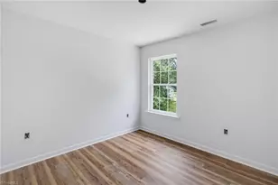 1221 Franklin Ave, High Point, NC 27260 - Photo 7