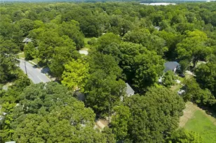 1136 Montlieu Ave, High Point, NC 27262 - Photo 33