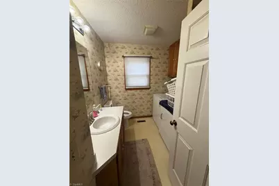 307 Valleygreen Trail, Pinnacle, NC 27043 - Photo 27