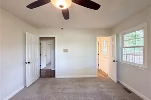 2391 Dianne Ave, Winston-Salem, NC 27106 - Photo 9