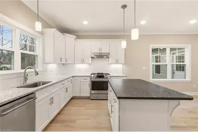 3961 Rookwood Lane, Winston-Salem, NC 27106 - Photo 9
