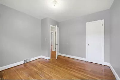 5002 Cherry Street, Winston-Salem, NC 27105 - Photo 15