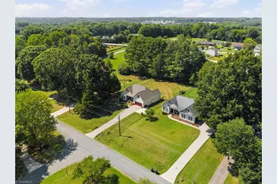 521 Croydon Lane, Winston-Salem, NC 27107 - Photo 37