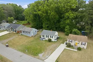 1323 Mayfair Ave, Greensboro, NC 27405 - Photo 27