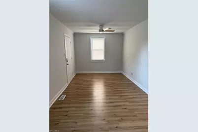1323 Mayfair Avenue, Greensboro, NC 27405 - Photo 11